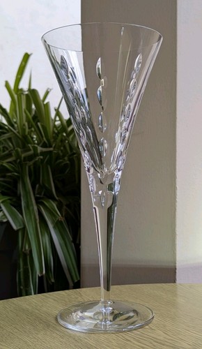 Teardrop crystal very large