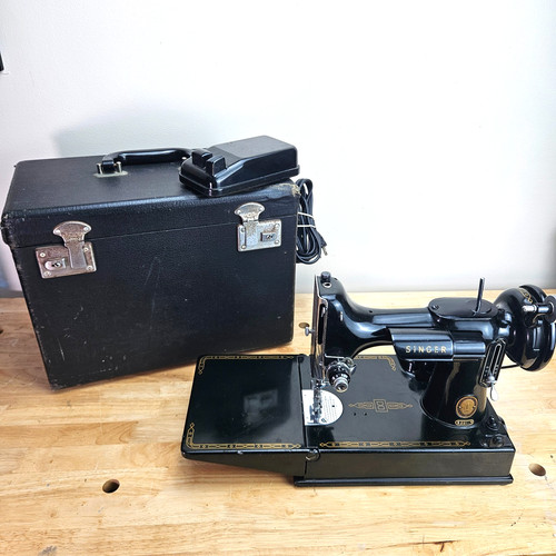 1955 singer featherweight 221 - 1955,