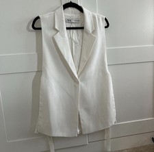 Zara white sleeveless jacket -