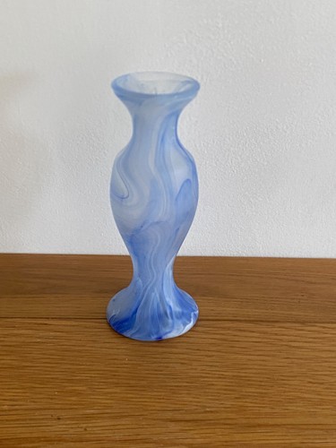 Opaque white and - blue, swirl