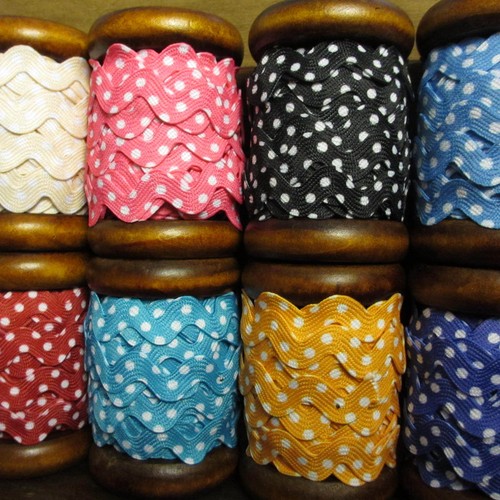 Metres polka dot spotty - 3, 8mm
