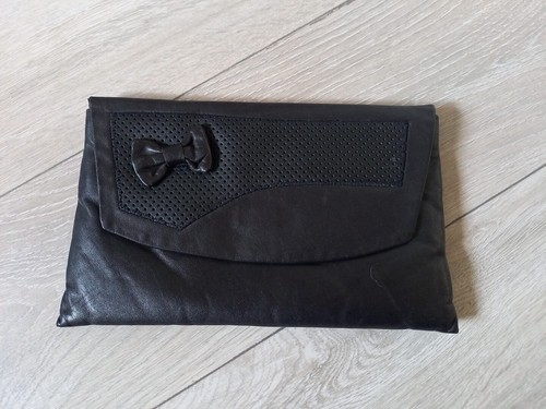Black leather clutch bag - black,