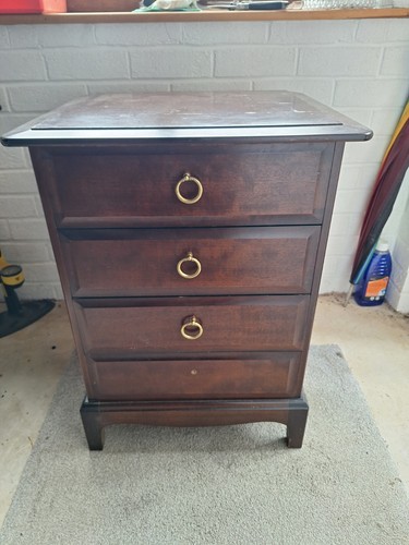 Stag minstrel drawer bedside - minstrel, 4
