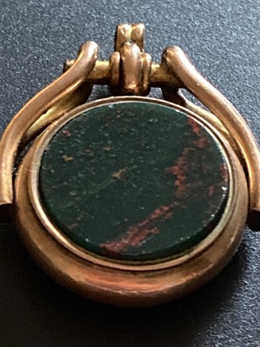 Antique 10ct gold bloodstone