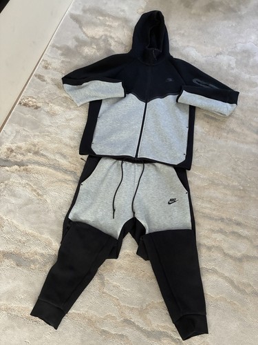 Nike tech fleece - tech,