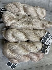 Hand Maiden Flyss  65% Silk
