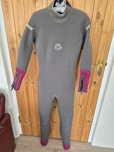 5mm medium long wetsuit tried - medium,