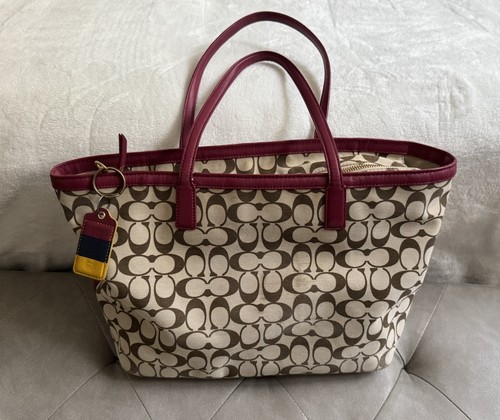 Vintage coach legacy weekend - coach,