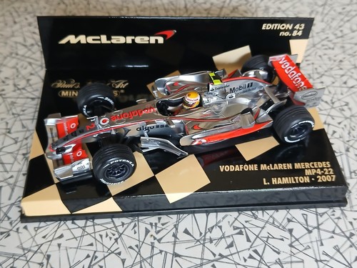 Minichamps vodafone mclaren - minichamps,