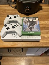 Microsoft xbox one comes - one,