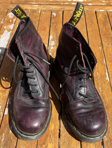 Vintage made england purple - made,