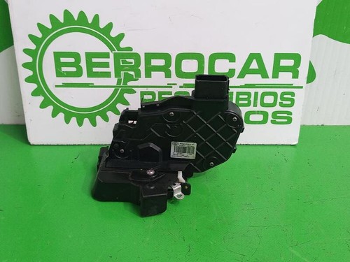 6w8a21812af 116850 front - 116850, lock