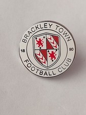 Brackley town pin - brackley, badge