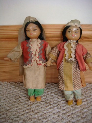 Vintage moulded plastic - 2,