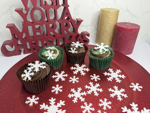 Edible pre cut snowflake wafer - snowflake,