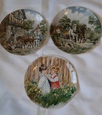 Wedgewood, 3 Decorative Wall Plates. Good Condition.