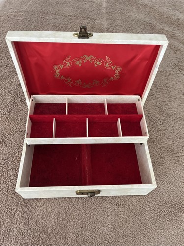 Vintage jewellery box - jewellery,