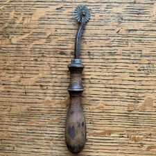 Vintage Stitch Gauge/Pricking Wheel, Saddlers Leatherwork Tool 7” (G2-Misc 21) 