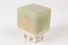 Mercedes 0015427819 Comfort Control Relay | W124 E W126 V140 S R129 SL W202 C...