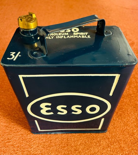 Lovely restored 1930 - 1930’s, esso