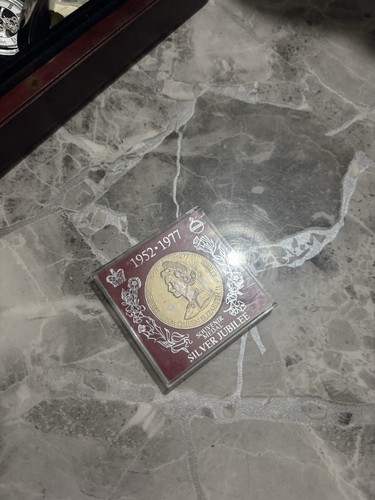 Queen elizabeth silver - queen,