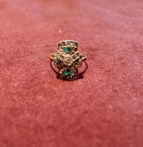 Paste diamond and emerald - and,