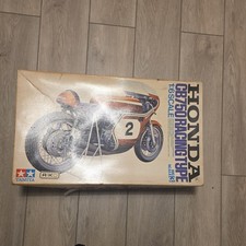 Tamiya 1/6 Honda CB750 Racing