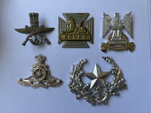 Damaged military cap - -,