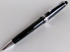 Montblanc Meisterstuck Midsize