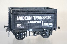 SKYTREX O GAUGE MODERN