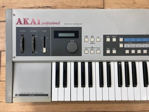 Akai x7000 sampler like - x7000,