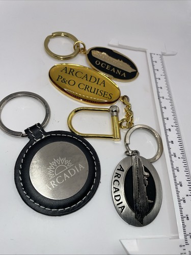 Vintage mixed key - 4x, chain
