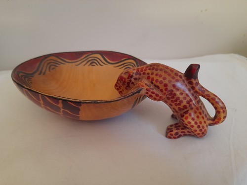 Carved wooden bowl trinket - carved, bowl/trinket