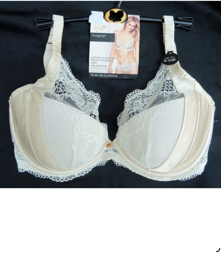Rosie autograph plunge - &,