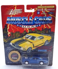 Johnny Lightning 1/64 Scale 200-170 - Muscle Cars USA 1970 Super Bee - Met. Blue