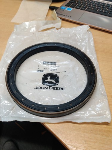John deere hub seal - hub,