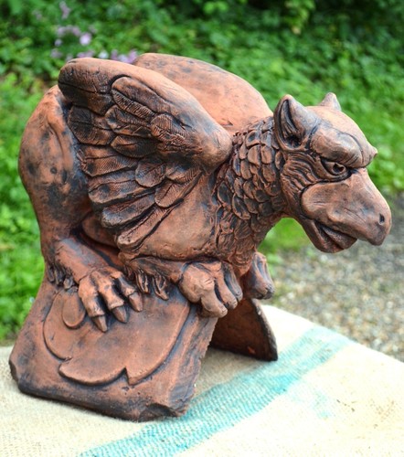 Griffin gryphon roof finial - roof,