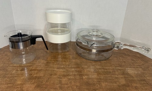 Pyrex lot qt - -, sauce
