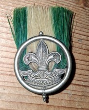 1920s SCOUTMASTER BE PREPARED  EPNS PLUME HAT BADGE BOY SCOUTS COLLINS LONDON