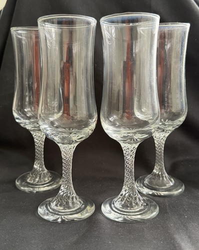 Stunning glass twisted - 4,