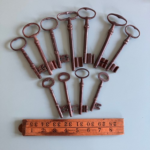 Job lot victorian - lot,
