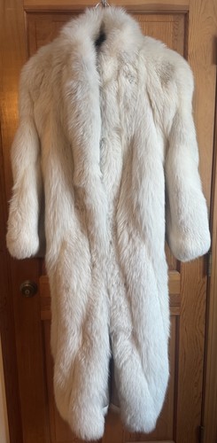 Arctic fox fur coat - fox, owned