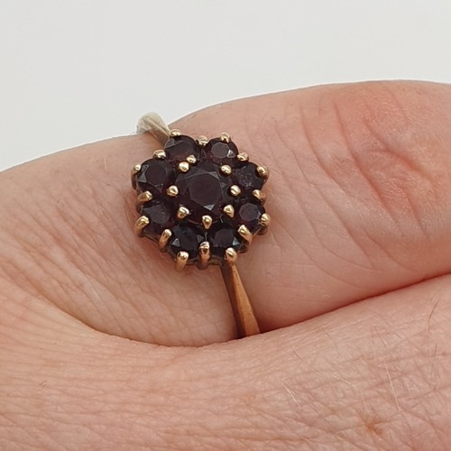 Garnet gold ring - gold,