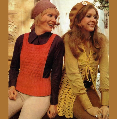 Ladies knitted bib - 70's,