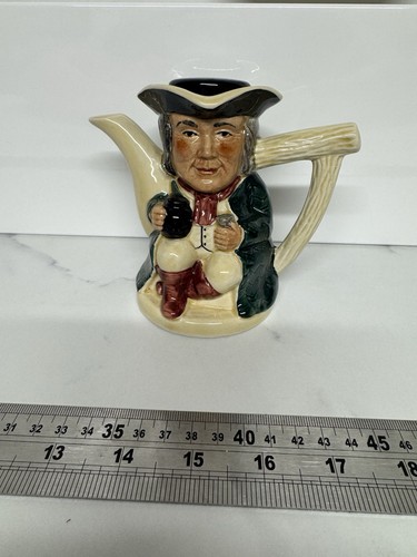 Tony wood staffordshire toby - staffordshire,
