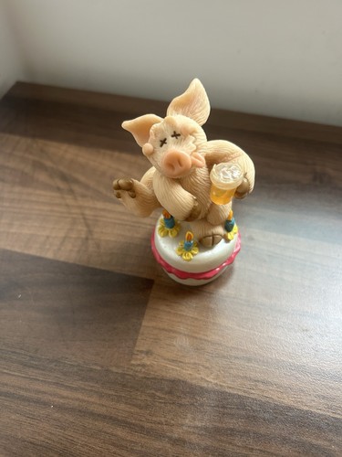 Piggin pig figure - pig, bladdered