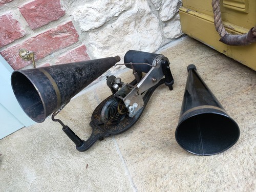 Antique puck cylinder - antique,