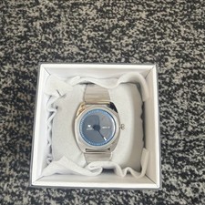 Q Timex 1975 Enigma Reissue