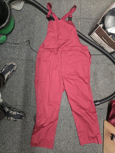 Vintage man equip maroon - equip,