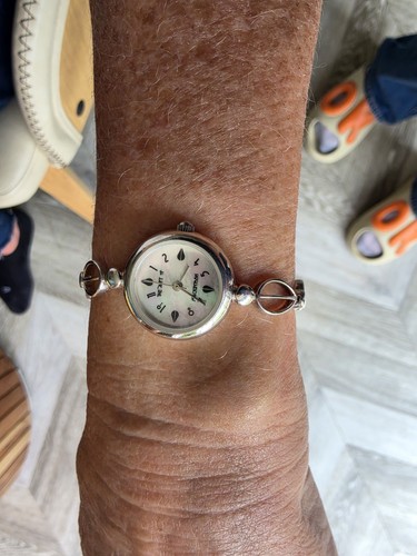 Ladies silver vintage watch - vintage,